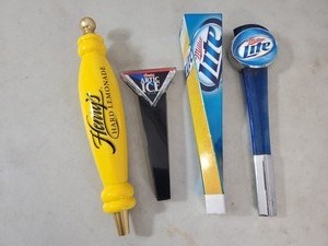 lot 88 image: 4 Beer Tap Handles