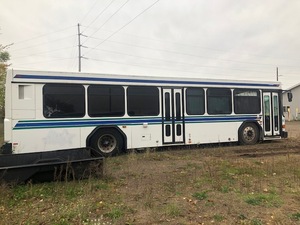 2001 Gillig Bus