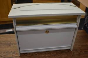 Mail box