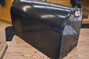 XL Mailbox