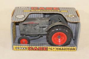 ERTL 116 Scale Case Model L Tractor