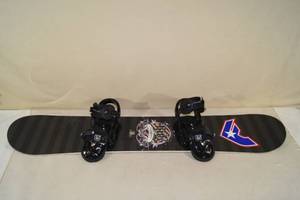 Ride Rapture Womens Snowboard with Burton Bindings - 143cm