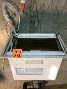 25,000 BTU Window-Mounted Room Air Conditioner in White  by Frigidaire For  Parts See Pictures