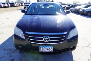 2005 Toyota Avalon XLS