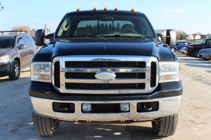 2005 Ford F350 Super Duty Lariat Crew Cab 4x4