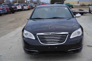 2012 Chrysler 200 Limited