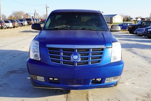 2002 GMC Sierra 1500 5 Speed Manual (Sierralade). ----LATE ARRIVAL----