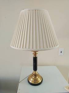 lot 34 image: Brass And Marble Style Lamp