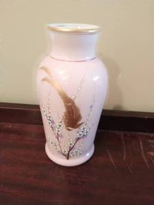 lot 149 image: Asian-Style Hand Painted Milk Glass Vase