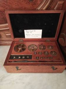 lot 177 image: Wolland & Sons Scale Weight Set
