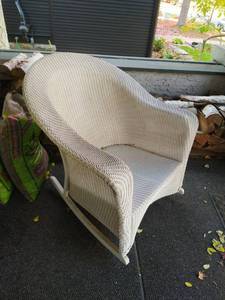 lot 192 image: Lloyd Flanders Wicker Rocking Chair