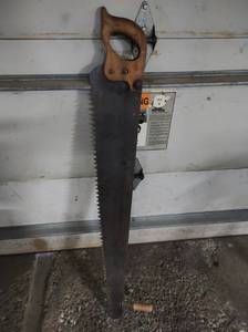 lot 219 image: Log Saw