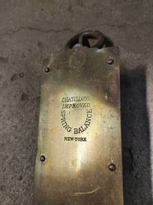 lot 225 image: Two Spring Balance Scales