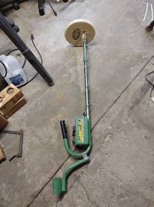 lot 246 image: Garrett Gold Hunter Metal Detector