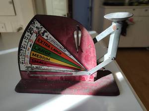 lot 130 image: Jiffy Way Egg Scale