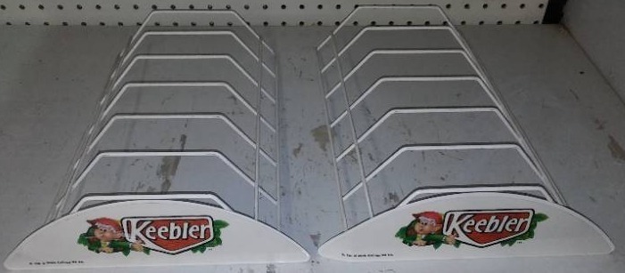 lot 6 image: 3 Ft. End Cap with Keebler Display and more.