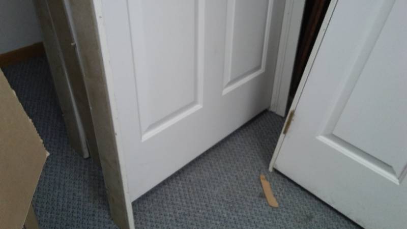 lot 287 image: 36 in. Hollow core framed door.