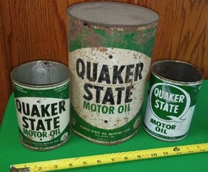 lot 149 image: Quaker State Oil Cans. (3)