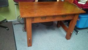 lot 206 image: Antique Library Table, Oak.