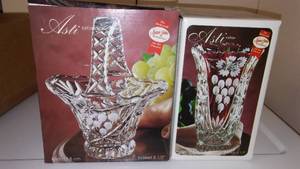 lot 211 image: NEW in BOX Asti Rubin, Asti Satingert Vase and Candy Dish