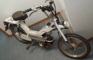 lot 295 image: Moto Guzzi Moped Put Away Running Years Ago