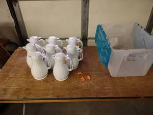 lot 36 image: (8) Select-Serv Coffee Servers with...