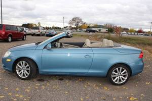 2008 Volkswagen Eos Komfort - LOADED CONVERTIBLE