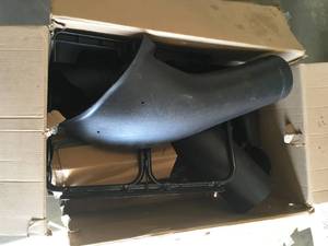 lot 11 image: Original Equipment 42 in. and 46 in. Double Bagger for XT1 and XT2 Series Riding Lawn Mowers (2015 and After)Customer Returns See Pictures