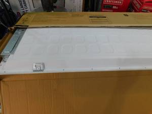 lot 94 image: Lithonia Lighting 4-ft x 2-ft Cool White LED Panel Light
