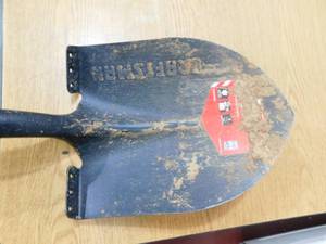 lot 146 image: Crafstman Spade Shovel