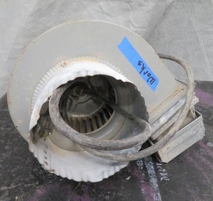 lot 7 image: DAYTON 4C447 BLOWER