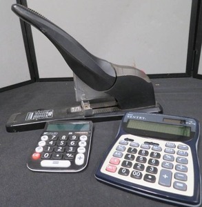 lot 46 image: JUMBO OFFICE DEPOT STAPLER  CALCULATORS
