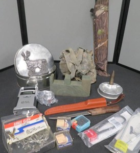 lot 52 image: MISC HUNTING AND FISHING