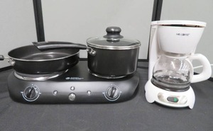 lot 57 image: 2 BURNER GE HOT PLATE PLUS MORE