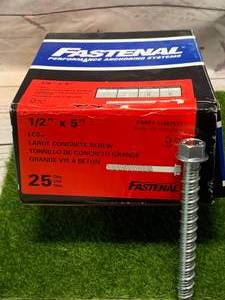 �  X 5 Concrete Screws 25 Total
