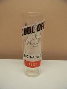 lot 36 image: VINTAGE RICHARDSON FREEZE Polar Bear Cool Off ROOT BEER GLASS - AWESOME PIECE - NICE - SEE PICTURES