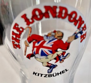 lot 131 image: 6 Beer Glasses