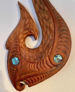 lot 98 image: Hand Crafted Ancient Kauri Wood Decor from New Zealand