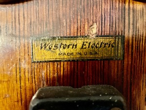 lot 85 image: Vintage Western Electric Wall Crank Telephone