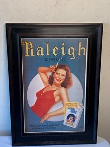 lot 7 image: Raleigh Tobacco Framed Poster