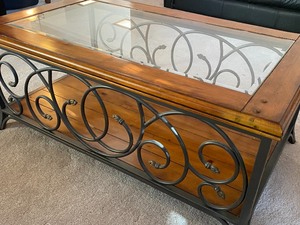 lot 144 image: Beautiful Glass Top Coffee Table with Ornate Metal Design