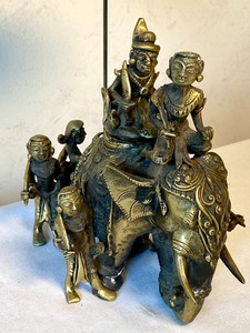 lot 28 image: Unique Elephant Figurine from Myanmar