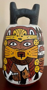 lot 175 image: Decor from Peru