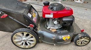 lot 284 image: Troy-Bilt Lawn Mower