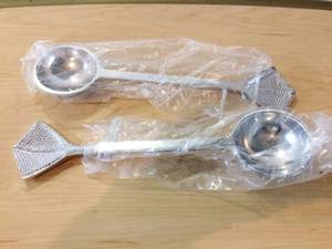 A Great Gift For The Duck Hunter In The Family&nbsp Silver Metal Salad Tongs Or Serving Spoons With Duck Webbed Feet New In Package Super Fun &amp Functional Too&nbsp&nbsp