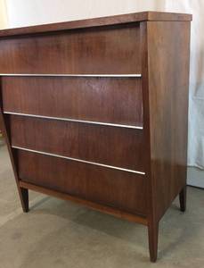 Awesome 1960s Mid Century Modern Vintage 4 Drawer Wood Dresser - Great Condition For Age&nbsp Unknown Maker - Love The Metal Slat Accents &amp The Lines - I would Use This In My Living Room