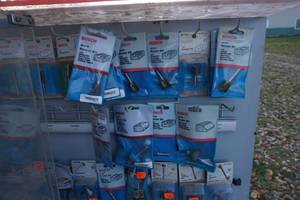 lot 6 image: Large Lot of Bosch Router Bits In Wall Mount Storage Case