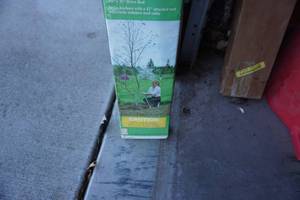 lot 31 image: Pack of 6 - DGI LandscapeTree Anchors With Drive Rod