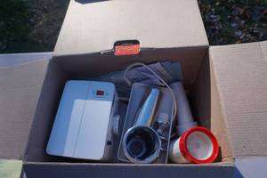 lot 37 image: Maverick Brand Deluxe MeatFood Grinder
