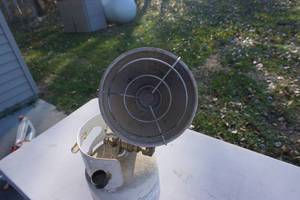 lot 41 image: Propane Heater With Tank
